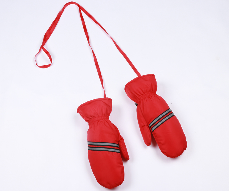 Illustration for article titled Colorful winter down mittens, enjoy driving, ski, snowboard, go outside